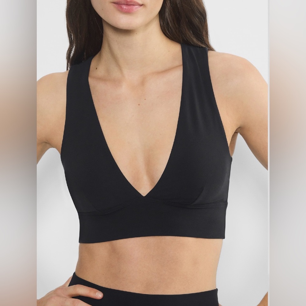 BUTTER Achieve Sports Bra